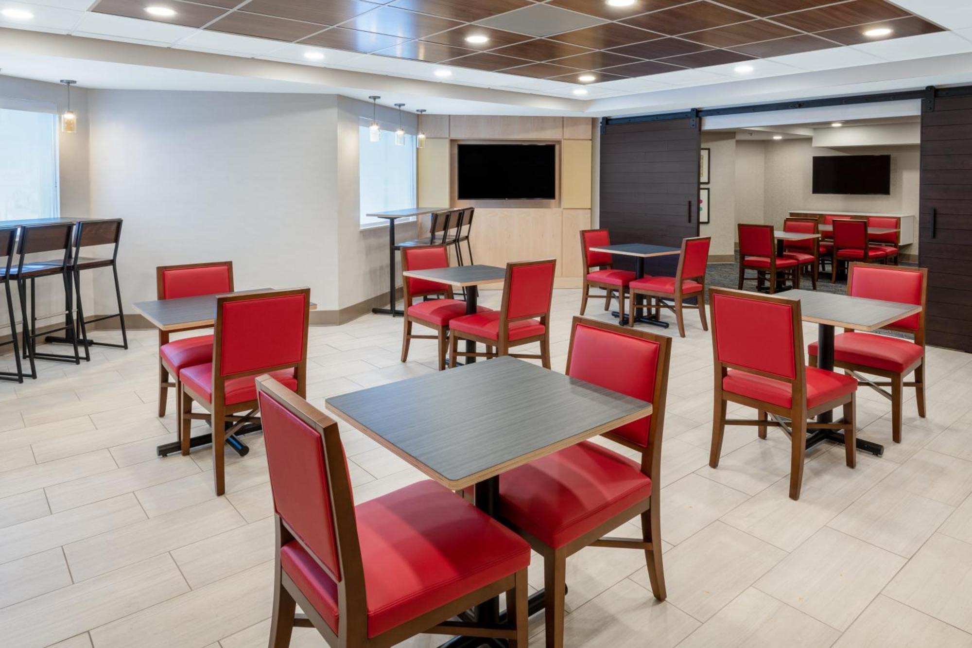 Holiday Inn Express & Suites Colorado Springs-Airport By Ihg Exteriér fotografie