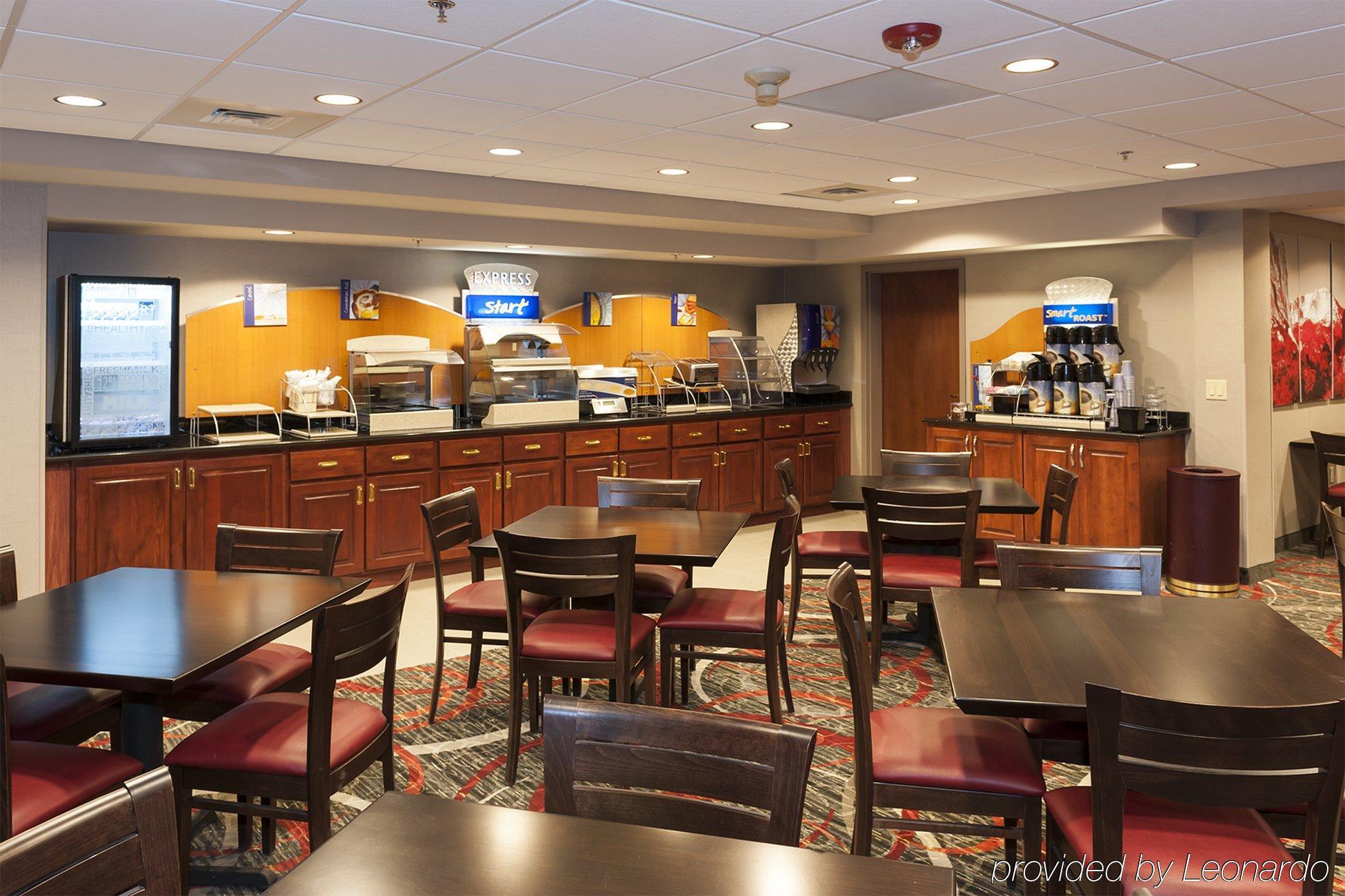 Holiday Inn Express & Suites Colorado Springs-Airport By Ihg Exteriér fotografie