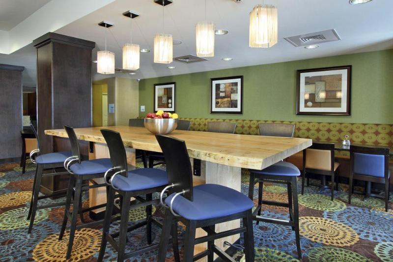 Holiday Inn Express & Suites Colorado Springs-Airport By Ihg Exteriér fotografie
